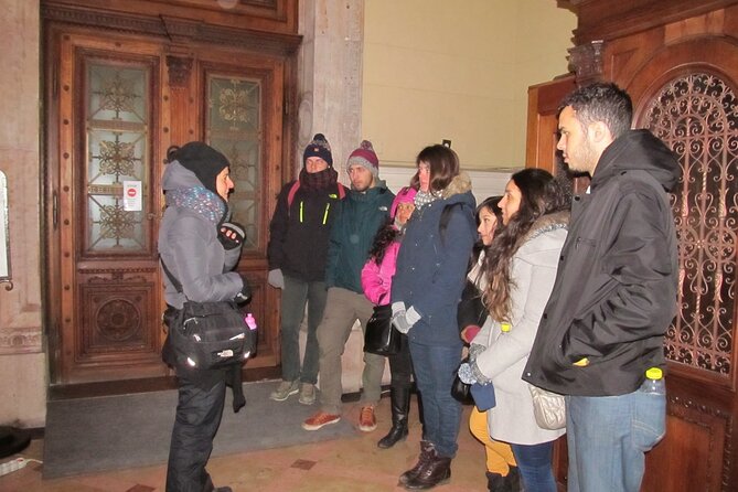 Lives of Hungarians Under Communist and Capitalist system - Religion and family life at St. Stephen’s Basilica