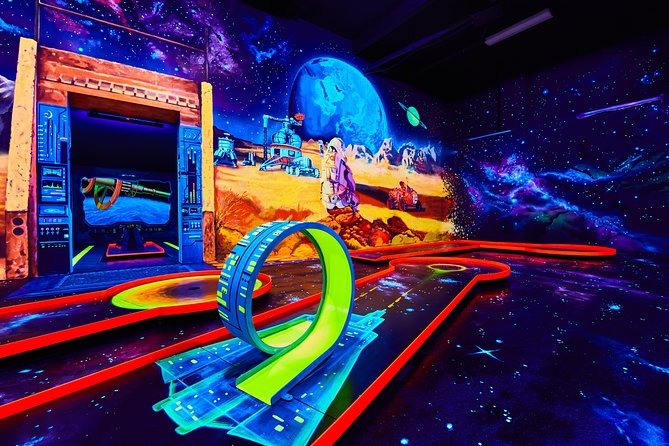 Neonis - 3D Blacklight Minigolf - Key Points Before You Book