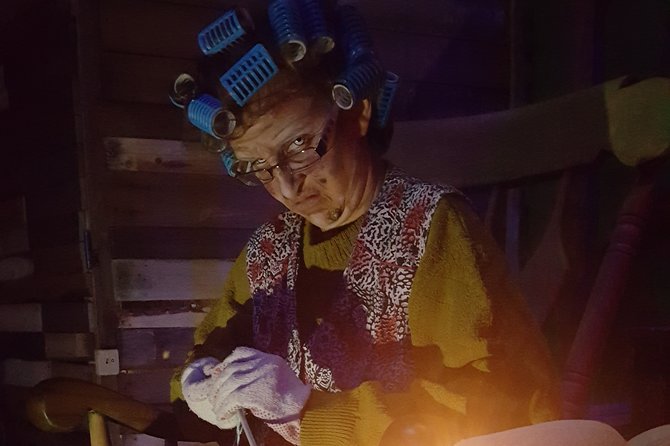 Nightmare in Budapest Interactive Horror Experience - What happens inside the 400-square-meter nightmare