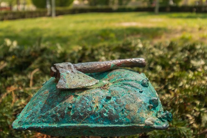 Orientation walk in Budapest - Walking, timing, and what the price includes