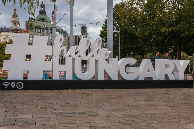 Orientation walk in Budapest - Starting near Andrássy Avenue and the Opera House