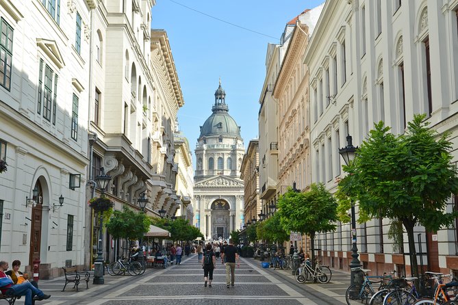 Private Budapest All In One Walking Tour with Strudel Stop - Key points at a glance