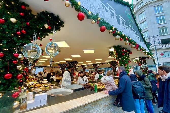 Private Budapest Christmas Market Tour with Chimney Cake & Mulled Wine - The value of a private tour at $113.18 per person