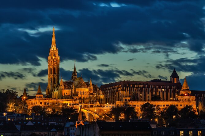 Private Budapest Sightseeing Tour: Royal Castle, Heroes Square, Chain Bridge - City Park, Vajdahunyad Castle, and St. Stephen’s Basilica