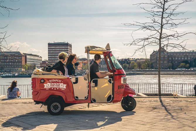 Private Budapest TukTuk Tour: Custom Route, Hotel Pickup - Why a Budapest tuk-tuk works so well