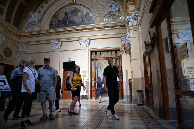 Private Budapest Walking Tour with Cake & Coffee - Parliament, the Chain Bridge, and the Danube