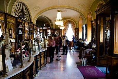 Private Café Wandering: Excursion through Budapest’s Belle Epoque