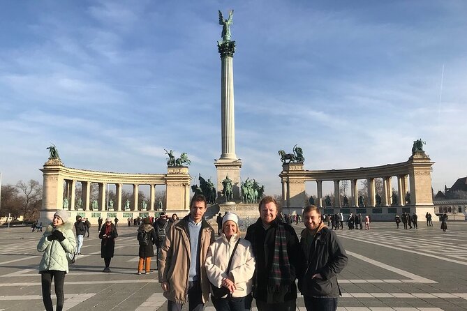 Private city tour by van - Why a private van works well in Budapest