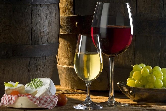 Private Etyek Wine tour with dinner including a Budapest Danube Evening Cruise - Why Etyek makes sense for an evening outside Budapest