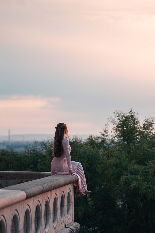 Private photography photo session at Fisherman Bastion - Timing, Meeting Points, and What to Wear