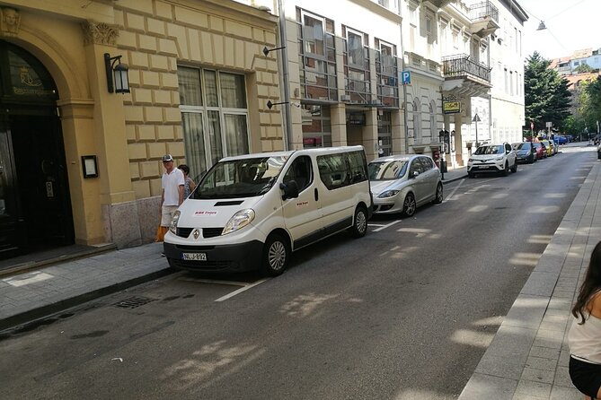 Private Transfer from Budapest city to Budapest Airport - departure - What happens at your hotel pickup
