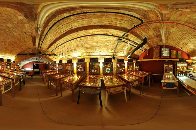 Skip the Line: Budapest Pinball Museum Admission Ticket - Inside the museum: a playable history of pinball