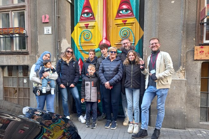Street Art and Alternative Tour in Budapest - Walking slowly through District VII
