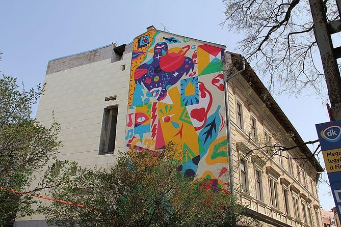 Street Art Tour Budapest - Meeting at My Little Melbourne Coffee at 11 a.m.