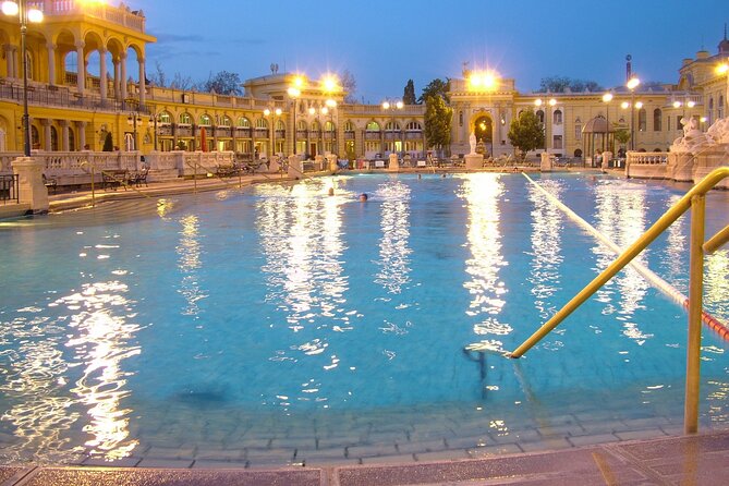 Széchenyi Thermal Spa Palm House Pass - Exclusive Area - Crowds, comfort, and the less polished side