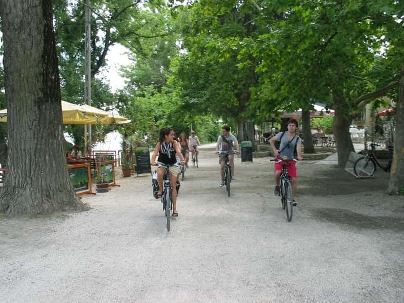 Szentendre Bike & Train Tour by Budapest Bike Breeze - Lángos for Lunch