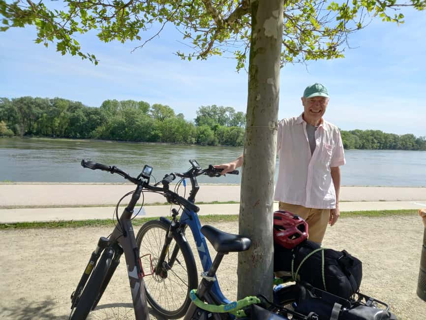 Szentendre by Bike: Self Guided Bike Rental Package! - Római Part for a riverside break