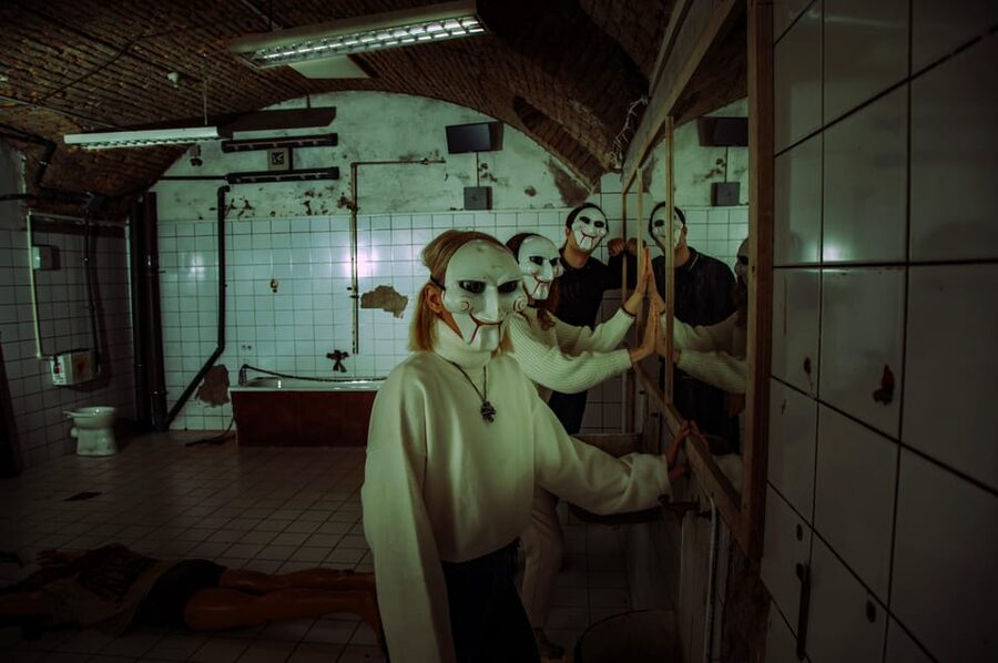 The Real Saw | Escape Room by PÁNiQ SZOBA - The Real Saw puts the first film at the center
