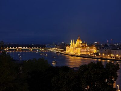 True Crime Walking Tour in the Buda Castle district