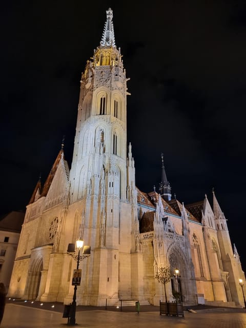 True Crime Walking Tour in the Buda Castle district - How much walking and time should you expect?