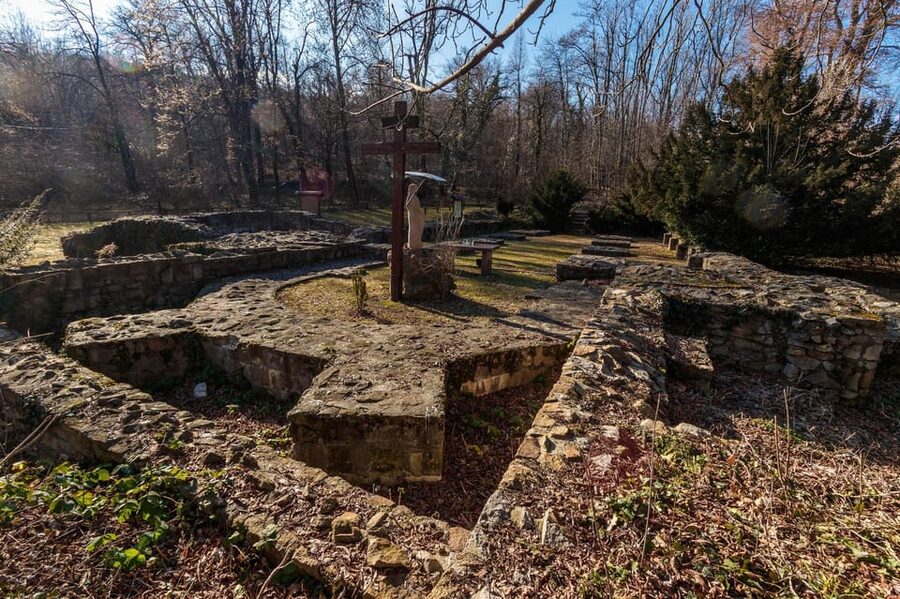 Walk to recent and aged spiritual sanctuaries near Budapest - A modern church with views across the valley