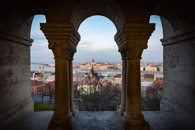 Welcome to Budapest 3 hrs Must See Private Tour by car - Széchenyi Baths are seen, not enjoyed at length