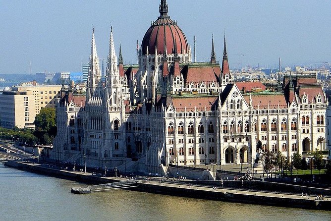 Wonders of Budapest, private tour by car! - Starting at the Central Market Hall